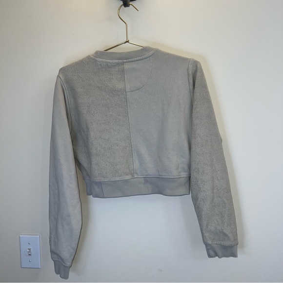 SikSilk Cropped Sweatshirt Greige Colorblock Logo Pullover US 6 - Picture 2 of 11